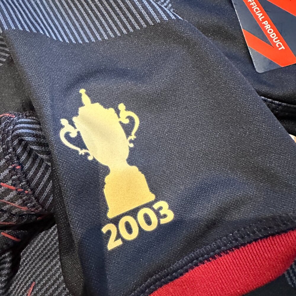 England RWC 2023 Rugby Alternate Jersey - Picture 7 of 7